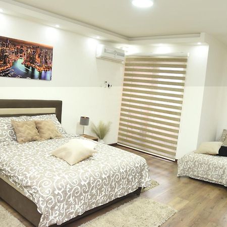 Apartmani Sofronic Loznica 2 Екстер'єр фото