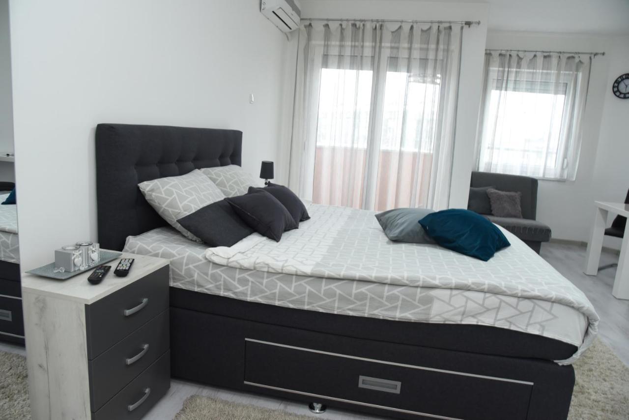 Apartmani Sofronic Loznica 2 Екстер'єр фото