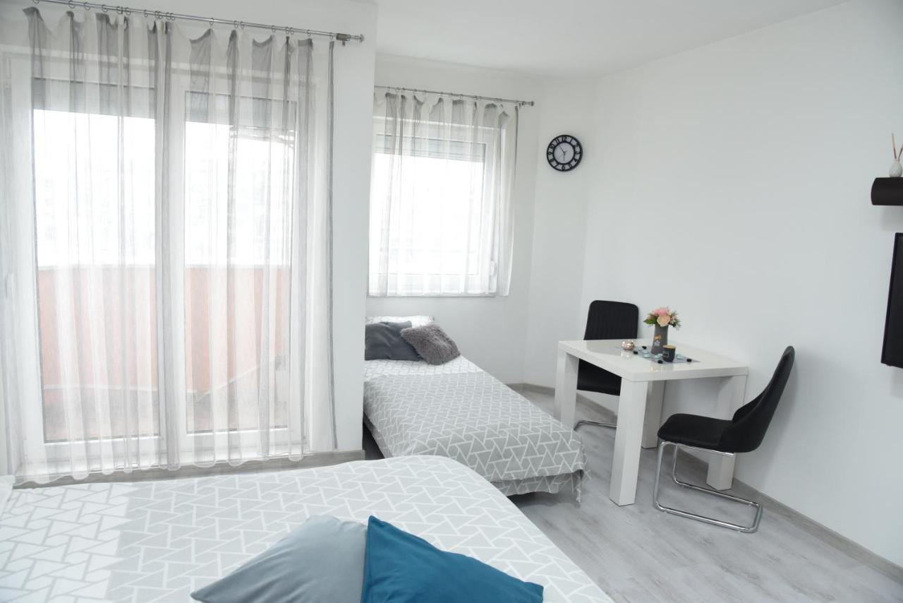 Apartmani Sofronic Loznica 2 Екстер'єр фото