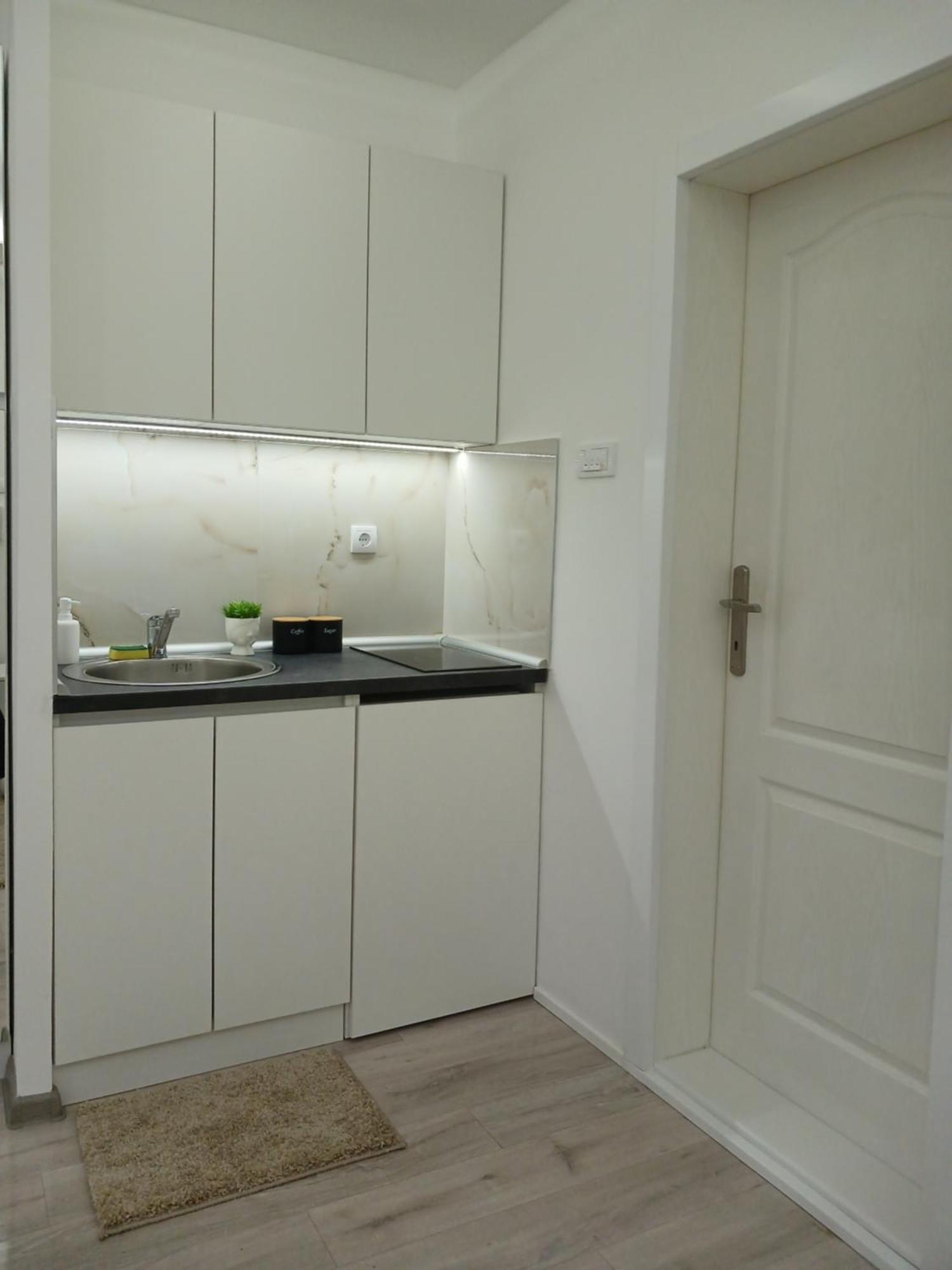 Apartmani Sofronic Loznica 2 Екстер'єр фото